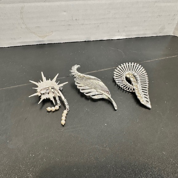 Jewelry - Vintage Silver Tone Brooches Lot of 3 Starburst Feather Rhinestone Pins